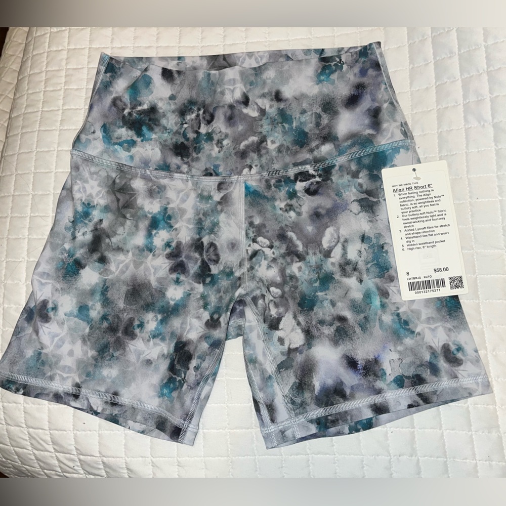 NWT-Lululemon Align HR bike short 6” kaleidoscope floral